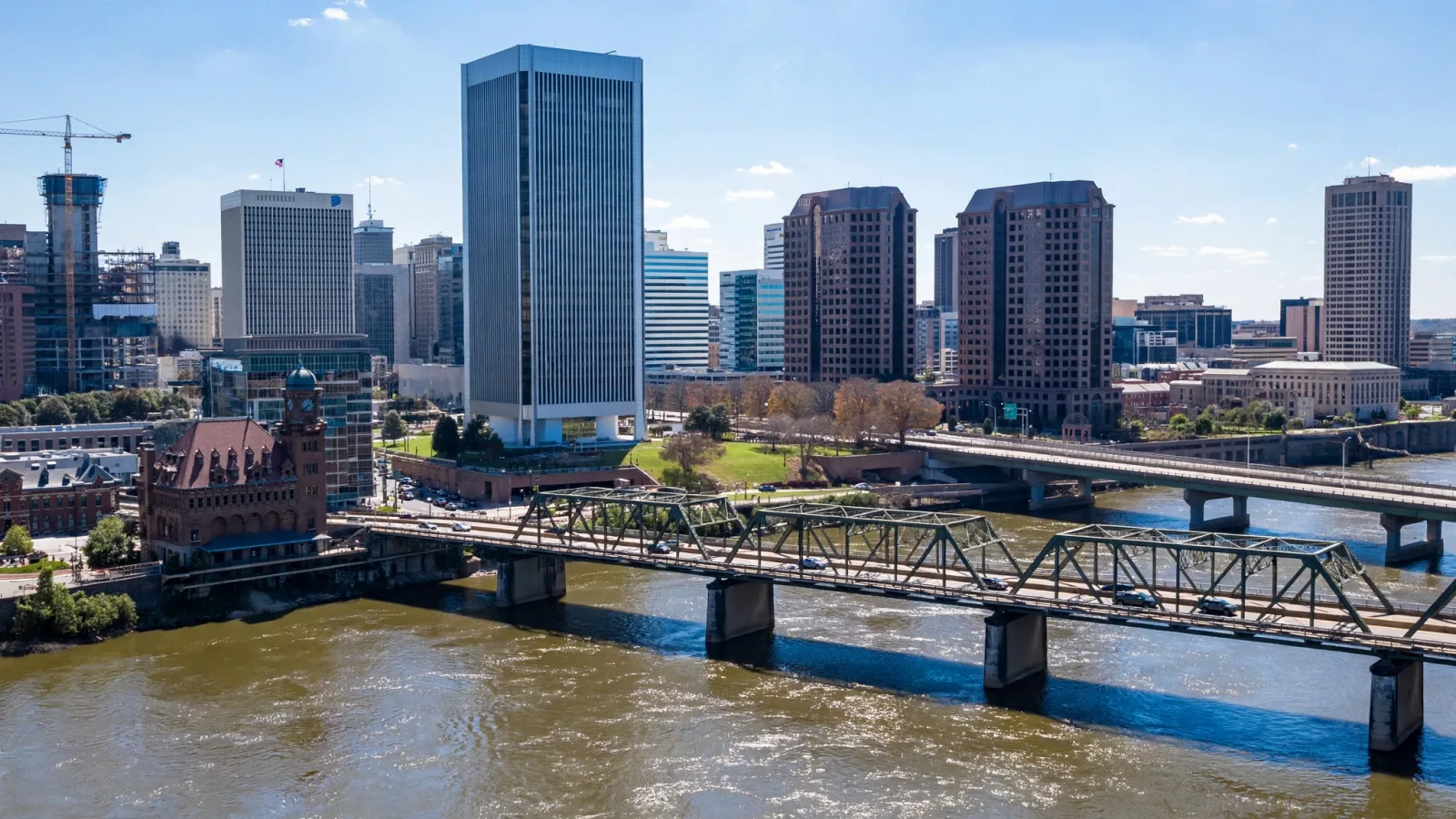 Richmond, Virginia skyline